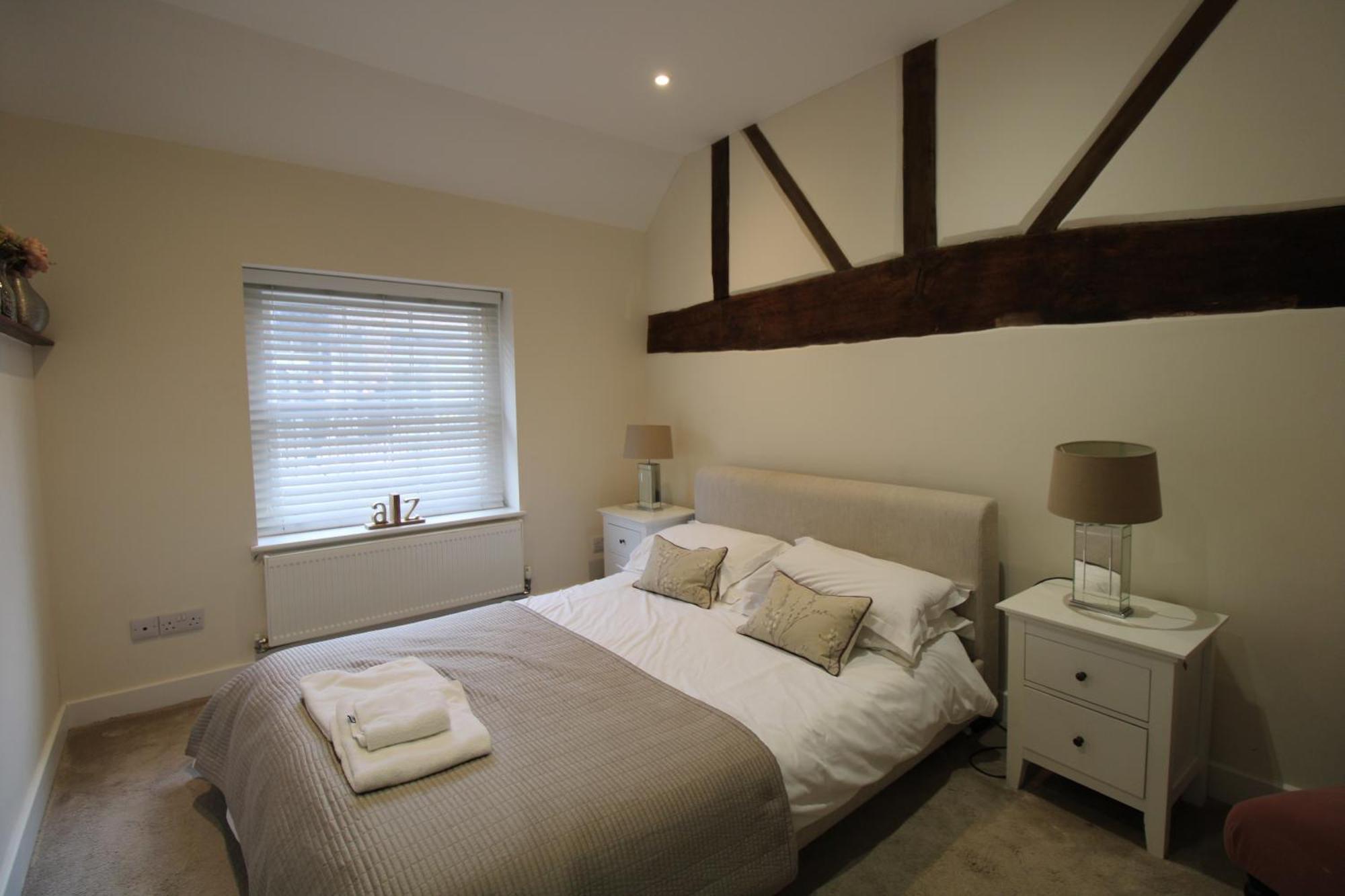 The Warren @ Short Stays Basingstoke Eksteriør billede